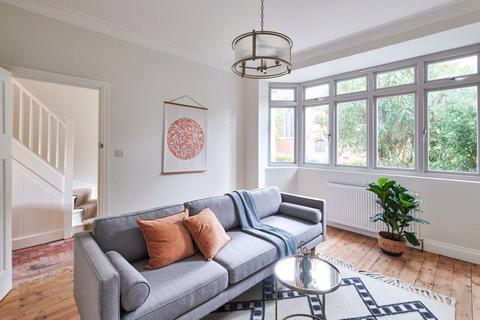 4 bedroom terraced house for sale, Walpole Road, London, N17