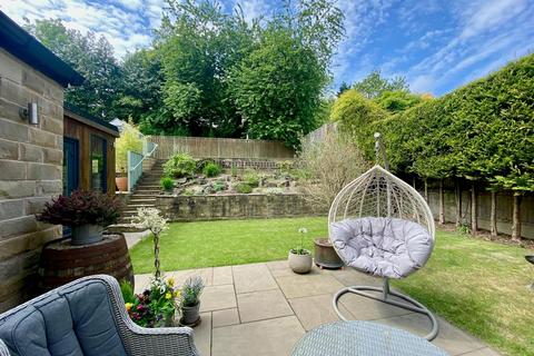 20 Blacksmiths Fold, Almondbury, Huddersfield, HD5 8XH