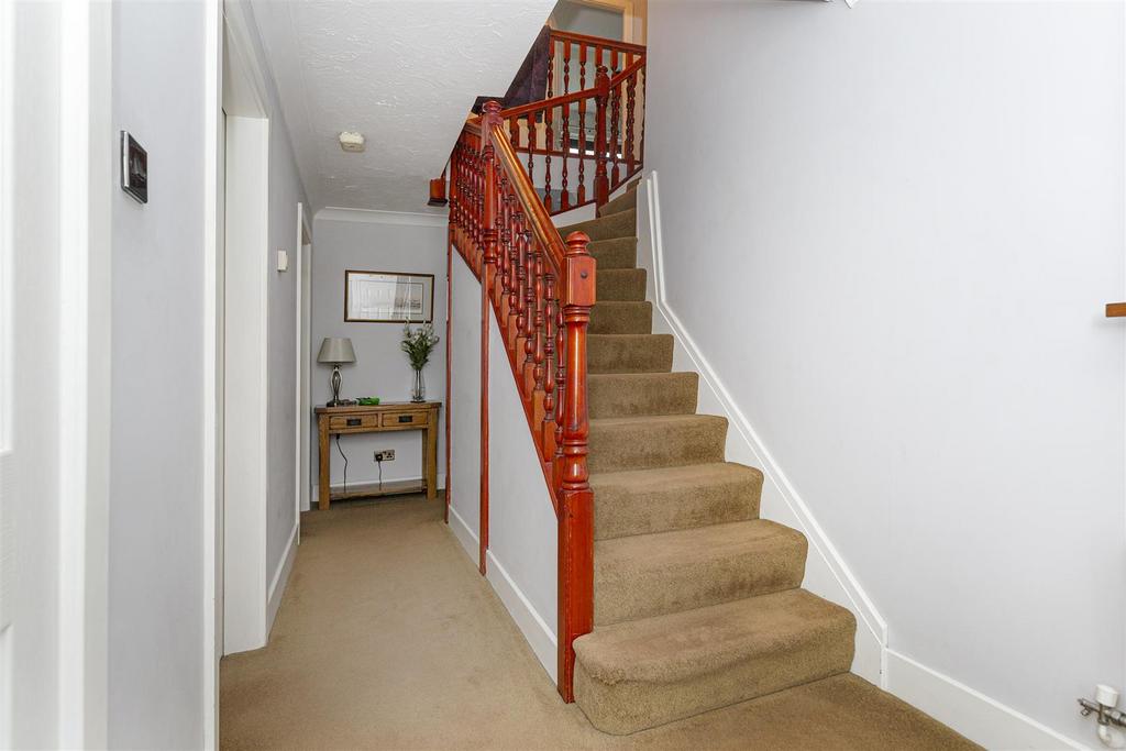 Bramleys Estate Agents - Blacksmiths Fold (23).jpg
