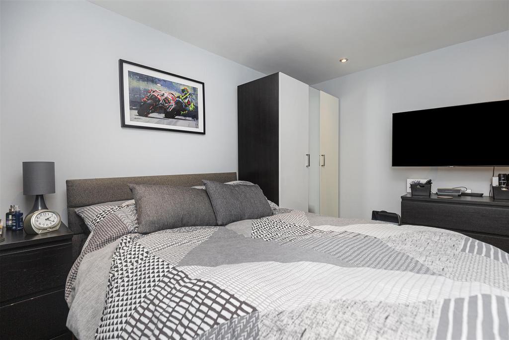 Bramleys Estate Agents - Blacksmiths Fold (44).jpg