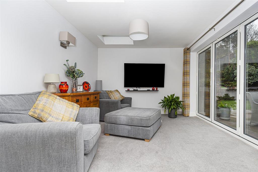 Bramleys Estate Agents - Blacksmiths Fold (10).jpg