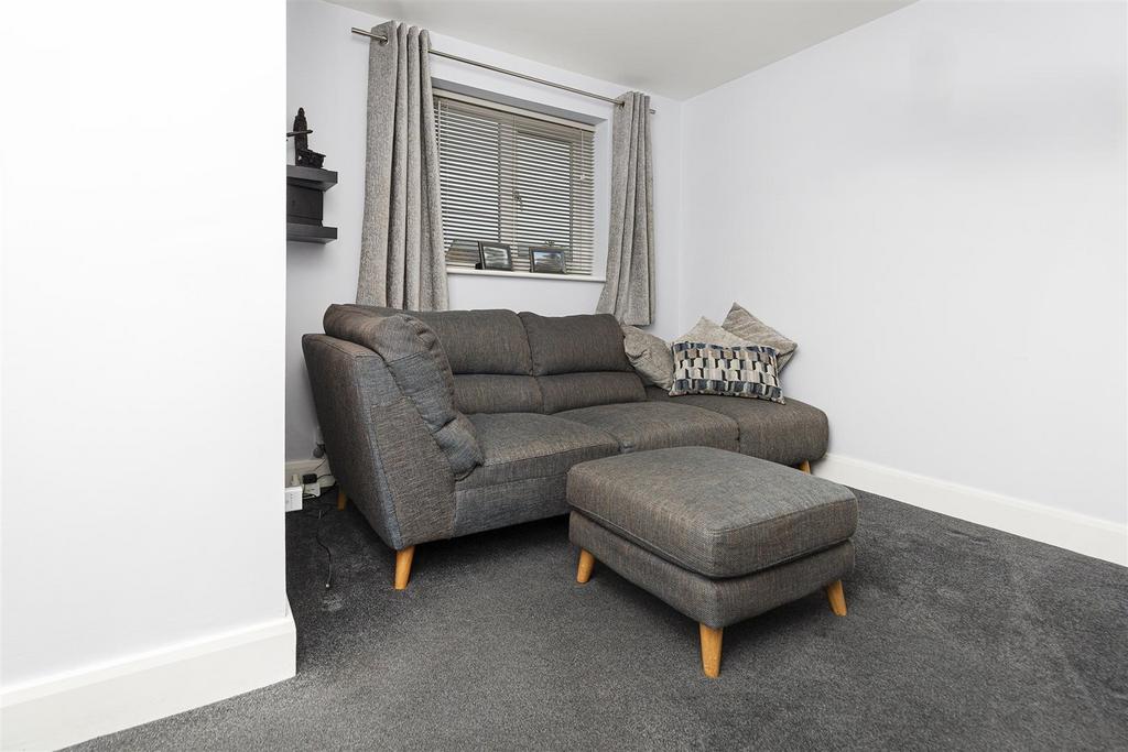 Bramleys Estate Agents - Blacksmiths Fold (3.).jpg
