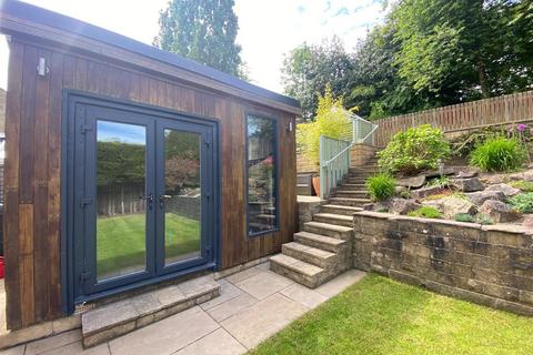20 Blacksmiths Fold, Almondbury, Huddersfield, HD5 8XH