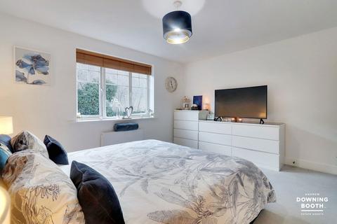 26 Harrington Walk, Lichfield, WS13 7UY