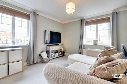 26 Harrington Walk, Lichfield, WS13 7UY