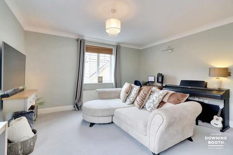 26 Harrington Walk, Lichfield, WS13 7UY