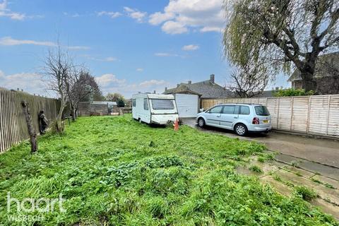 3 bedroom semi-detached house for sale, Acacia Avenue, Wisbech