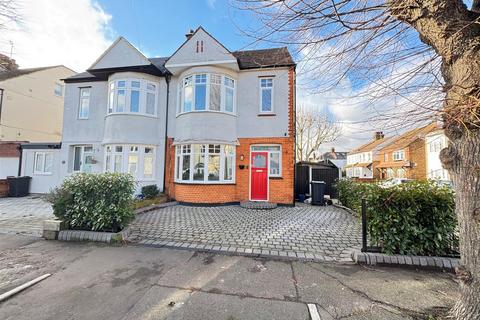 3 bedroom semi-detached house for sale, Lyme Road, Southend-On-Sea