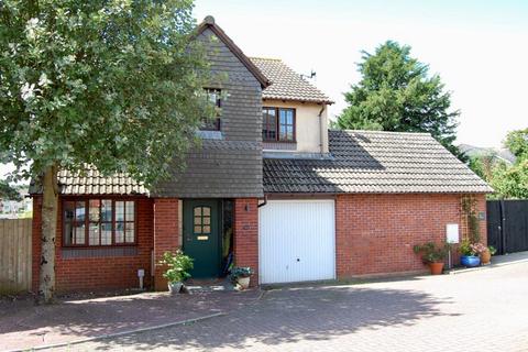 5 bedroom detached house for sale, Mulberry Close, Paignton