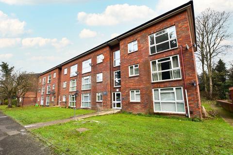 2 bedroom flat for sale, Mead Place, Berry Lane, Rickmansworth, Hertfordshire