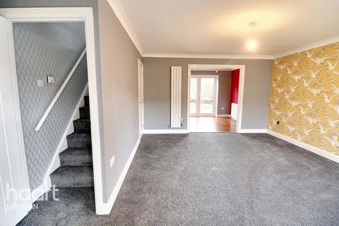 3 bedroom semi-detached house for sale, Rochester Drive, Lincoln