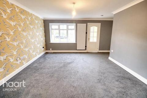 3 bedroom semi-detached house for sale, Rochester Drive, Lincoln