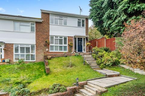 3 bedroom semi-detached house for sale, Margaret Way, Coulsdon CR5