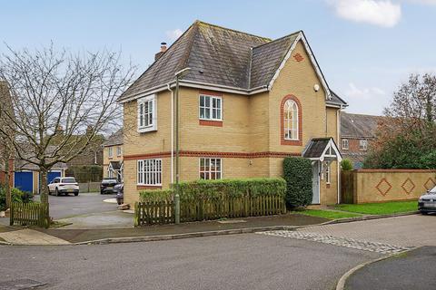 3 bedroom detached house for sale, Dane Road, Warlingham CR6