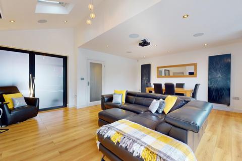 6 Rowan Close, Pool In Wharfedale, Otley, LS21 1TR