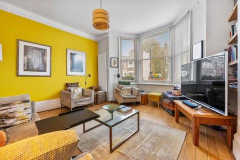 6 bedroom terraced house for sale, Ickburgh Road, London, E5