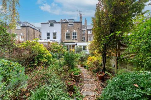 6 bedroom terraced house for sale, Ickburgh Road, London, E5