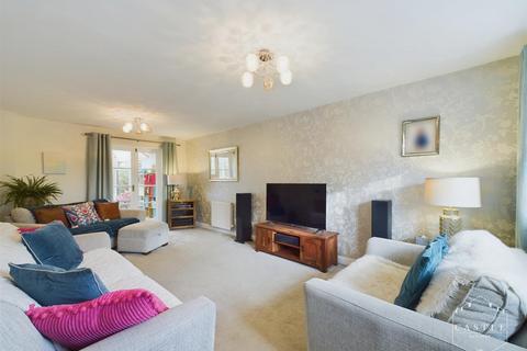 4 bedroom detached house for sale, Underwood Drive, Stoney Stanton