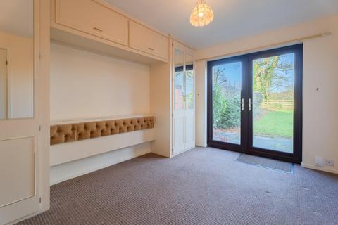 24 Ashen Close, Sedgley, Dudley, DY3 3UZ