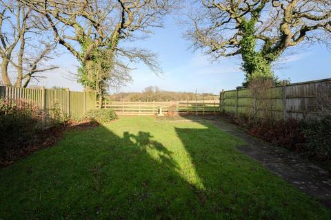 24 Ashen Close, Sedgley, Dudley, DY3 3UZ