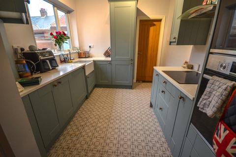 3 bedroom cottage for sale, Moreland Street, Roker