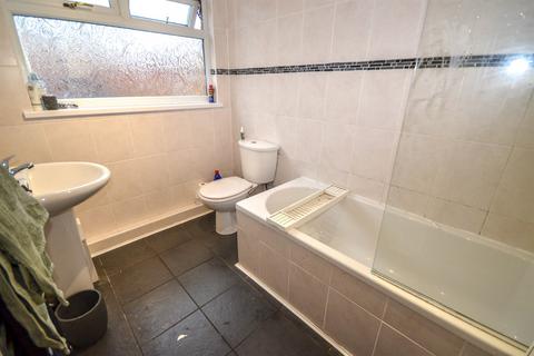 3 bedroom cottage for sale, Moreland Street, Roker