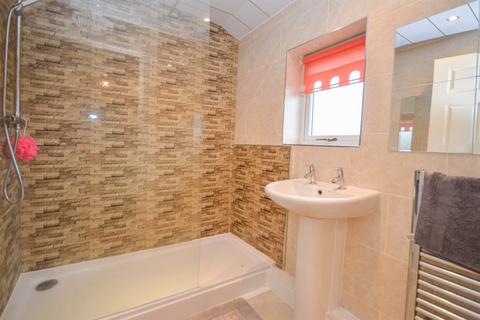 3 bedroom terraced house for sale, West Farm Avenue, Longbenton