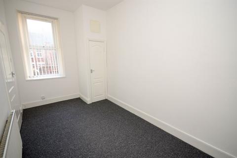 2 bedroom flat for sale, Fern Dene Road, Gateshead