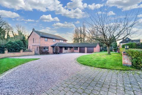 5 bedroom detached house for sale, Forest Drive, Kirby Muxloe