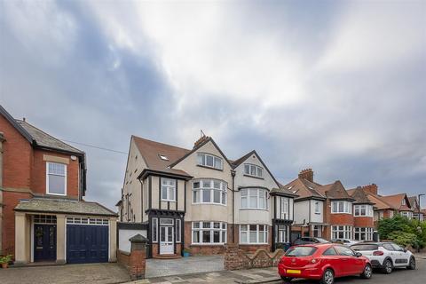 6 bedroom semi-detached house for sale, Mitchell Avenue, Jesmond, Newcastle upon Tyne