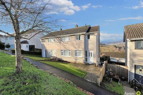 4 bedroom semi-detached house for sale, Russell Close, Bassaleg, Newport