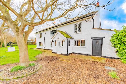 3 bedroom farm house for sale, Whimpwell Green, Happisburgh, NR12