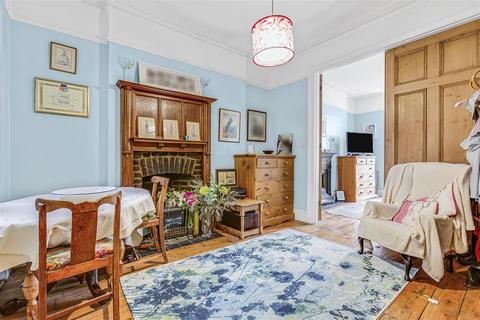 2 bedroom flat for sale, Fanthorpe Street, Putney, SW15