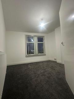 2 bedroom flat to rent, Belgrave Road, Leicester LE4