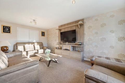 4 bedroom detached house for sale, Oak Drive, Leeds LS14