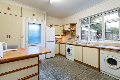 3 bedroom bungalow for sale, Cissbury Drive, Findon Valley, Worthing, West Sussex, BN14