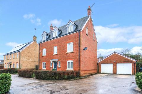 5 bedroom detached house for sale, Connaught Way, Alton, Hampshire, GU34