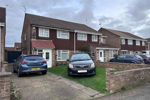 3 bedroom semi-detached house for sale, Butler Close, Leicester LE4