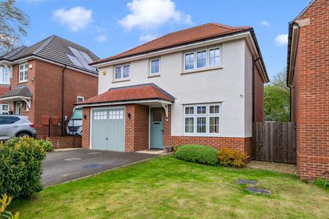 4 bedroom detached house for sale, Hawthorn Farm Road, Leeds LS14