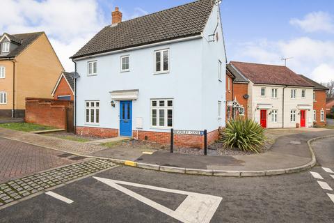 2 Beverley Close, Carbrooke, Thetford, IP25 6GS