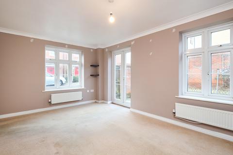 2 Beverley Close, Carbrooke, Thetford, IP25 6GS