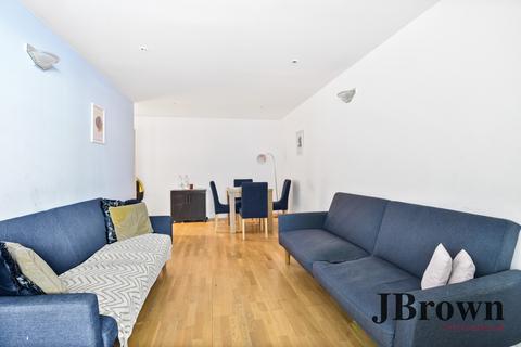 1 bedroom flat for sale, , Lyon Road, Harrow, Greater London, HA1