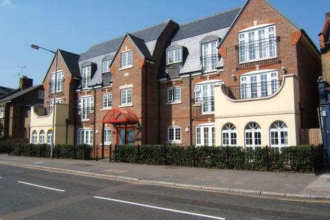 2 bedroom flat for sale, Spire Court, 60 Chase Side, Enfield