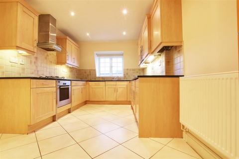 2 bedroom flat for sale, Spire Court, 60 Chase Side, Enfield