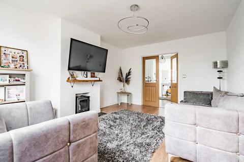17 Heath Crescent, Norwich, NR6 6XD