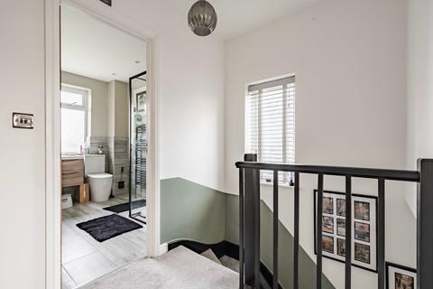 17 Heath Crescent, Norwich, NR6 6XD