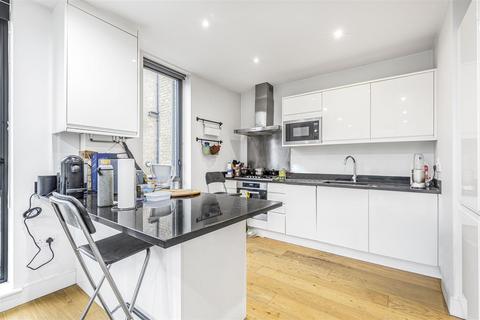 2 bedroom flat for sale, Alton Road, Putney, SW15