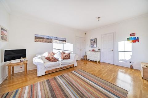 1 bedroom apartment for sale, Cedars Close, Belmont Hill, London