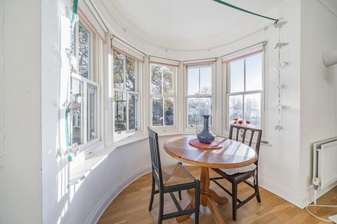 4 Cedars Close, London, SE13 5DP