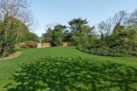 4 Cedars Close, London, SE13 5DP
